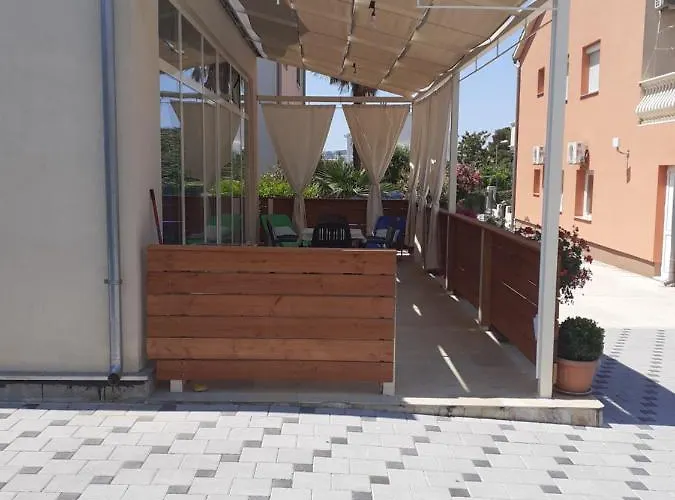 Josipa דירה ביוגראד נה מורו