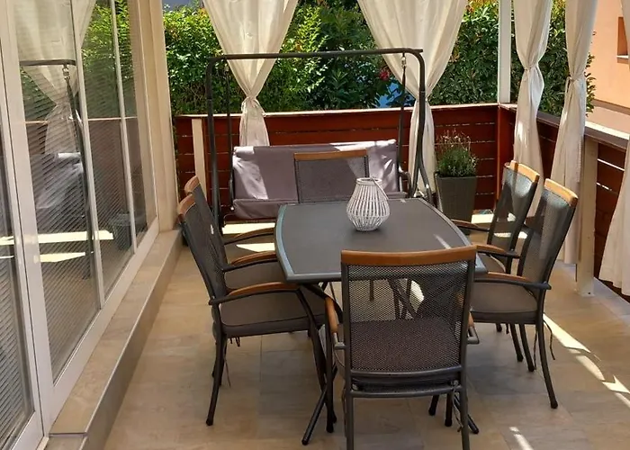Josipa Apartament *