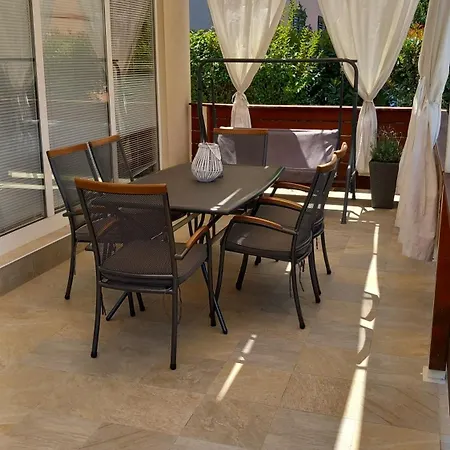 Apartment Josipa Biograd Na Moru