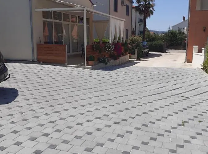 Josipa アパート *